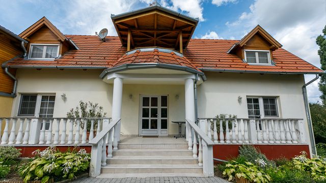 Дом в Немешбюк