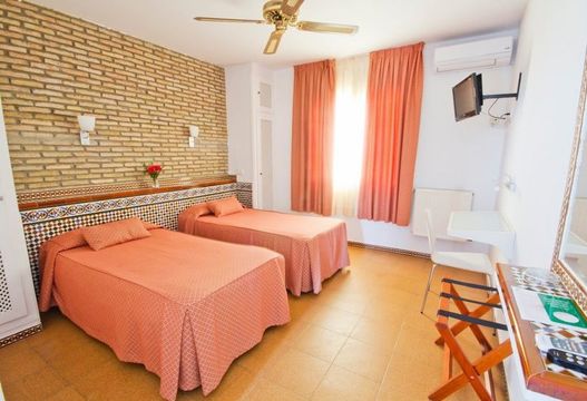 Отель в Мальграт-де-Мар