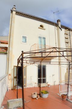 Таунхаус в Кастельботтаччо