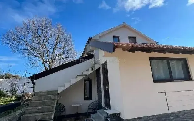 Дом в Кримовица