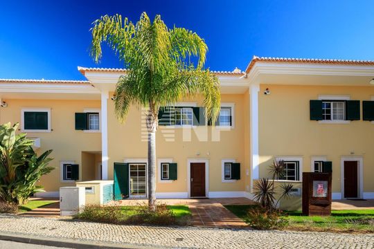 Таунхаус в Каштелу-Бранку