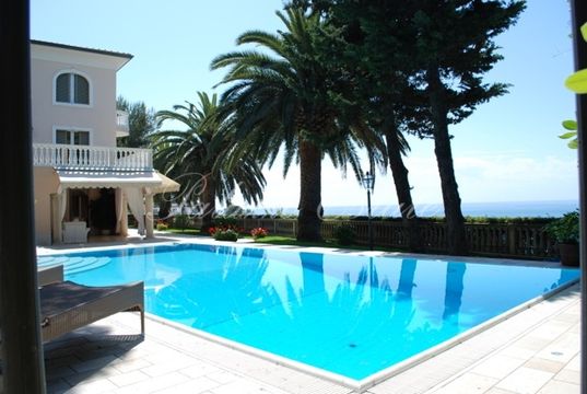 Вилла в Сан-Ремо