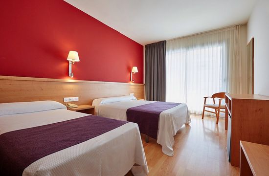 Отель в Льорет-де-Мар