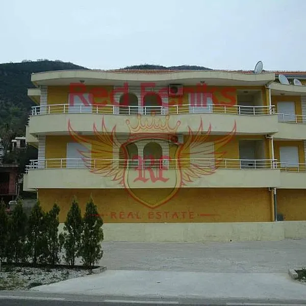Квартира в Кумбор, фото 1