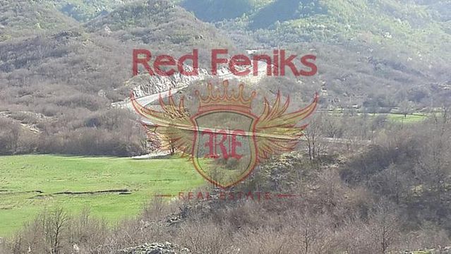 Земельный участок в Цетине