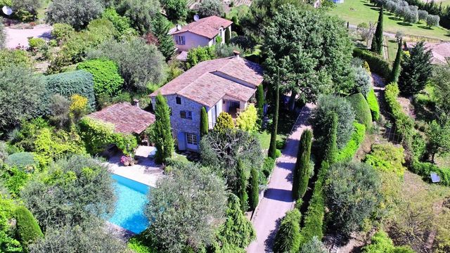 Усадьба в Грас