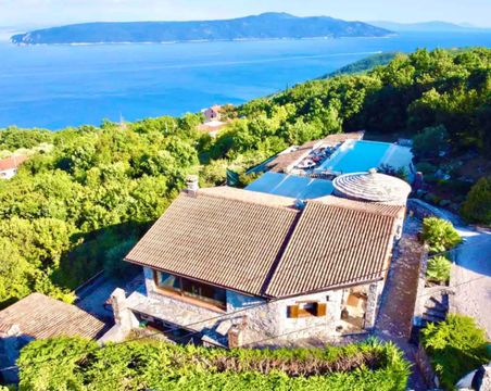 Вилла в Опатия