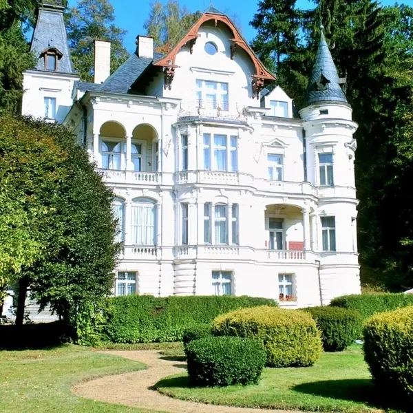 Замок в Карловы Вары, фото 1