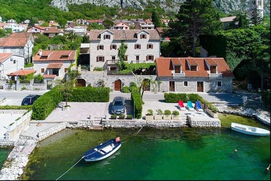 Вилла в Доброта