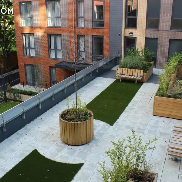 Bowthorpe Court in London, фото 1