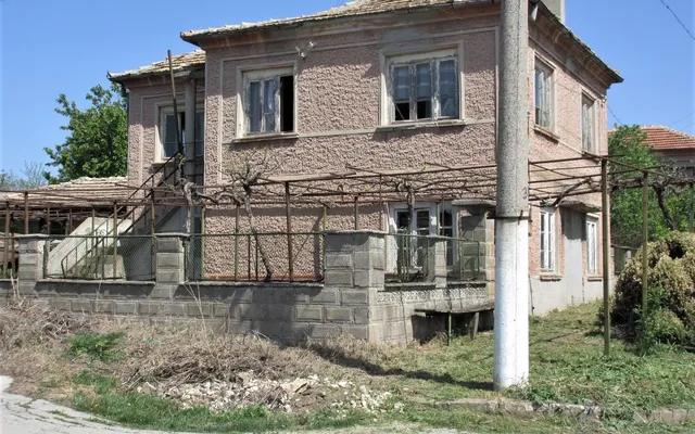 Дом в Добрич