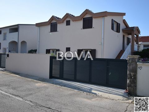 Дом в Задар