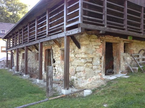 Ферма в Шентюр