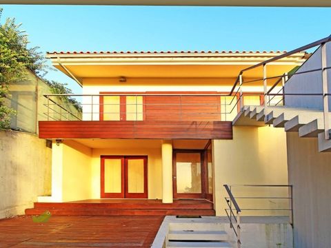 Дом в Виана до Кастело