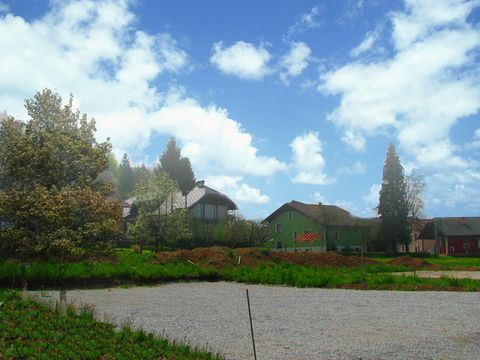 Земельный участок в Вода