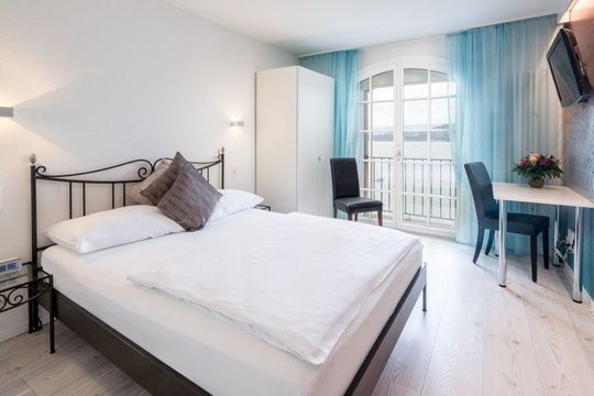 Отель в Муртен