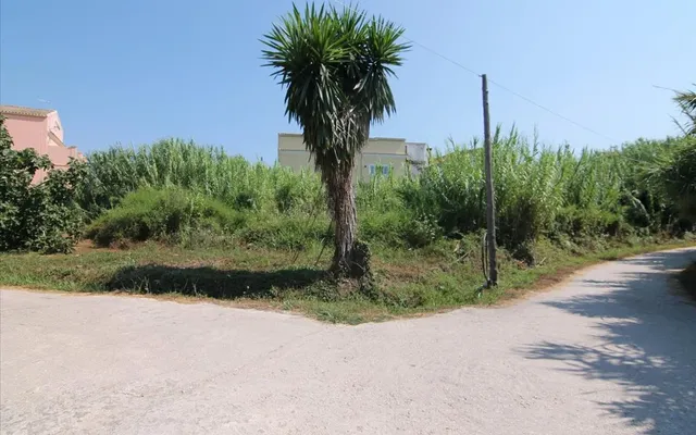 Земельный участок в Corfu