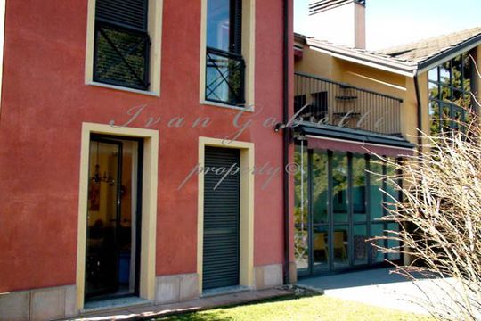 Вилла в Ghiffa