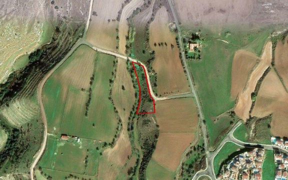 Земельный участок в Город Пафос