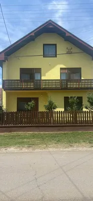 Дом в Сремский