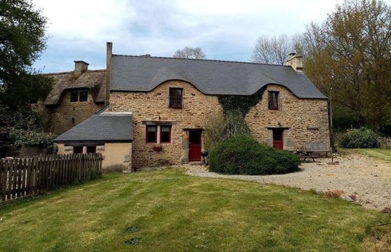 Дом в Бретань