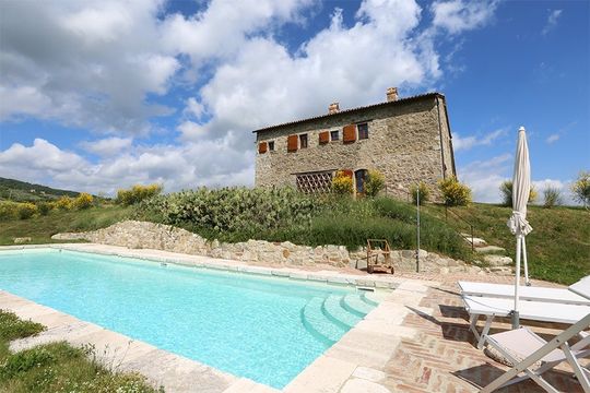 Отдельный дом в Сиена