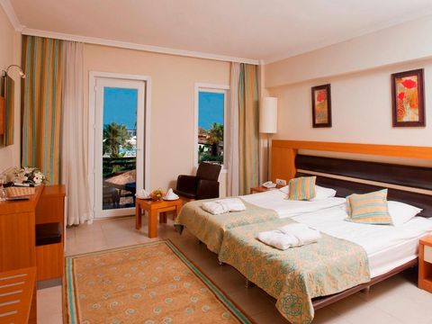 Отель в Кемер