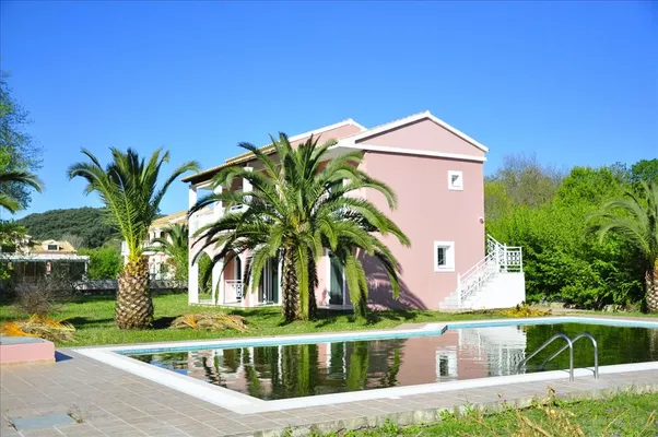 Отель в Corfu