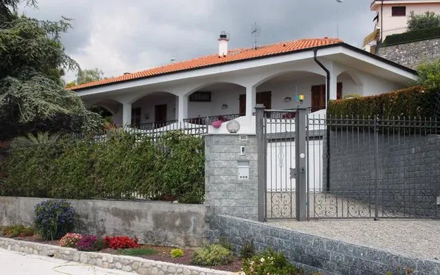 Вилла в Сан-Ремо