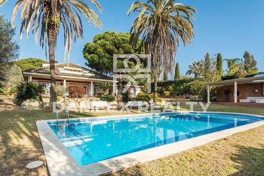 Вилла в Сан-Андрес-де-Льеванерас