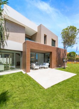 Вилла в Бенидорм