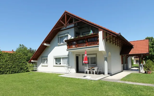 Отель в Balatongyörök