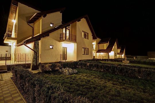 Отель в Брашов