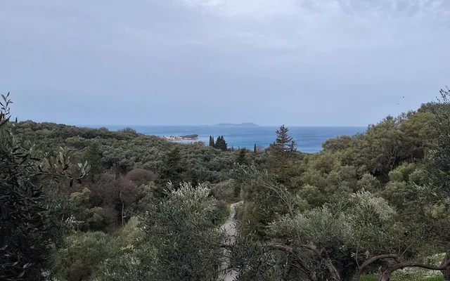 Земельный участок в Corfu