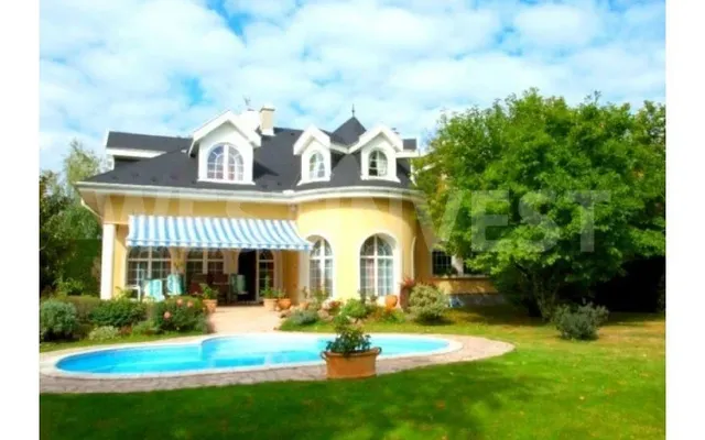 Дом в Будапешт