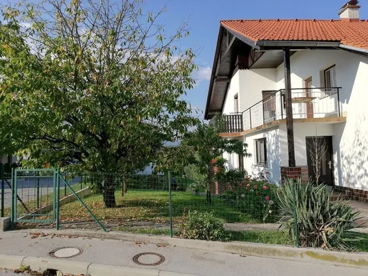 Отдельный дом в Целе