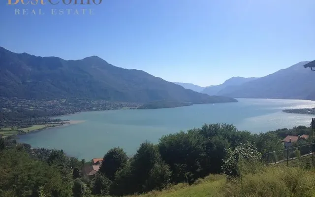 Земельный участок в Джера-Ларио