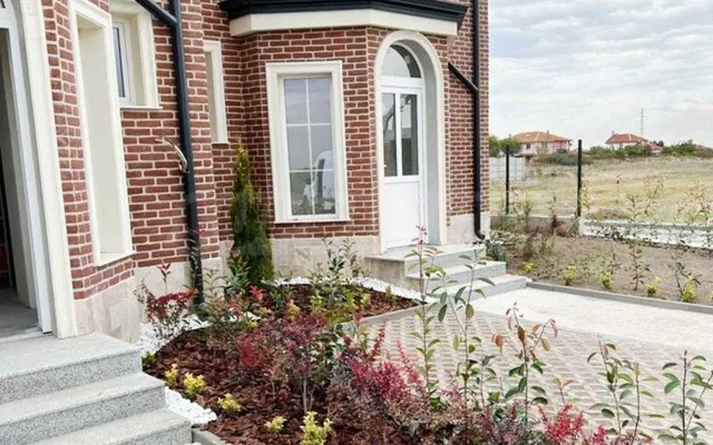 Таунхаус в Грозов пазар