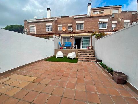 Таунхаус в Кастельдефельс