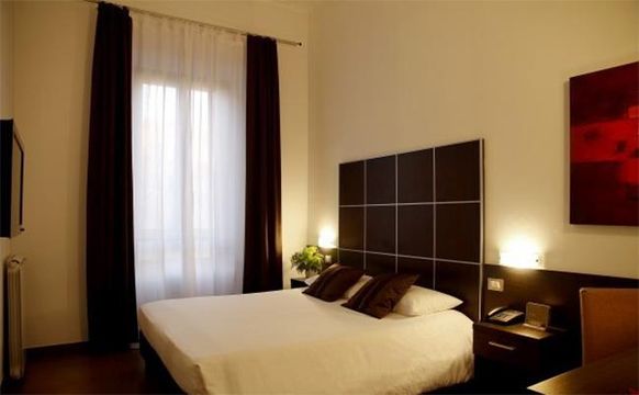 Отель в Рим