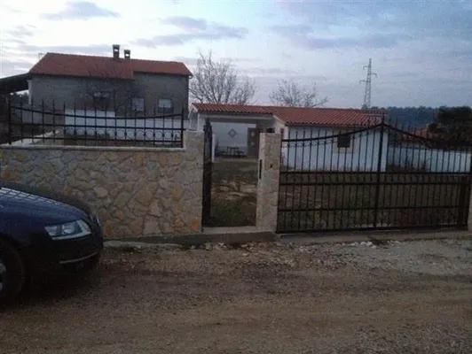 Дом в Пула