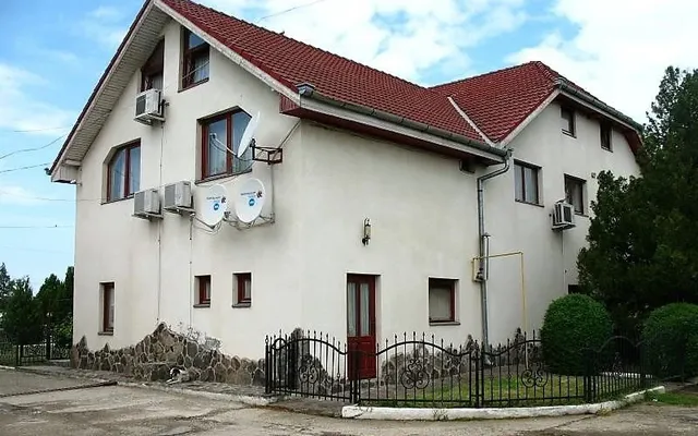 Сфера услуг в Орадя