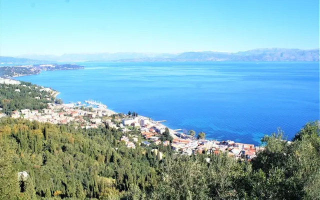 Земельный участок в Corfu