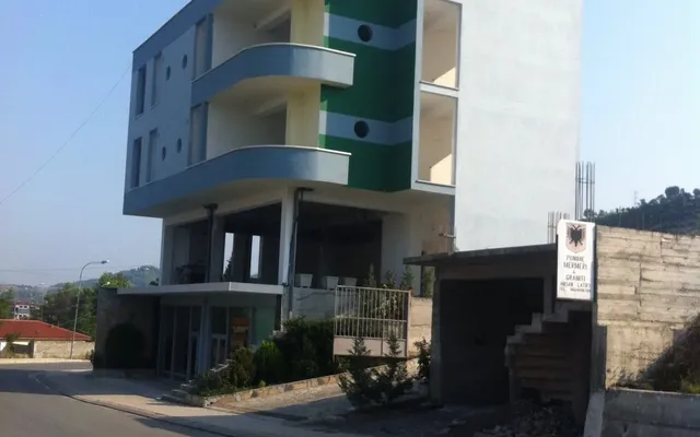 Отель в Грамши