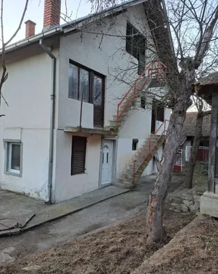 Дом в Сербия