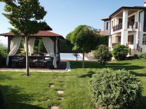 Вилла в Аврен