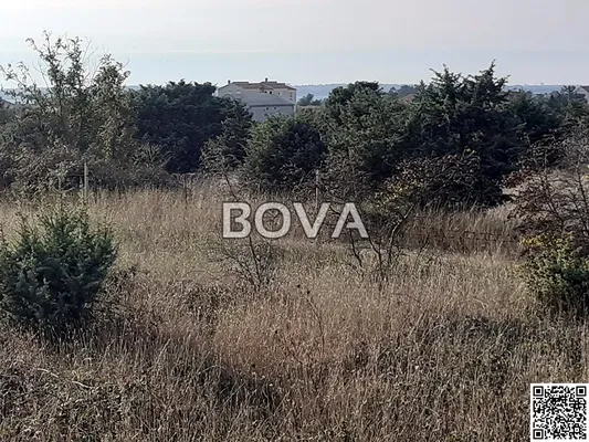 Земельный участок в Нин