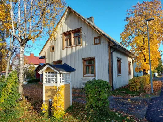 Дом в Sundomin сааристо