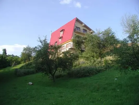 Отель в Брэн