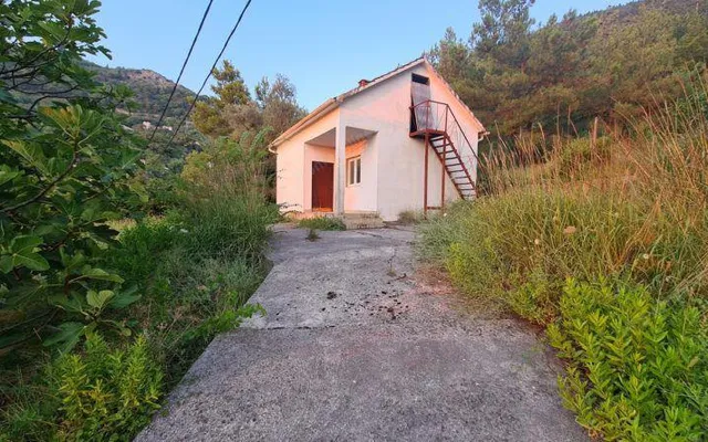 Земельный участок в Черногория